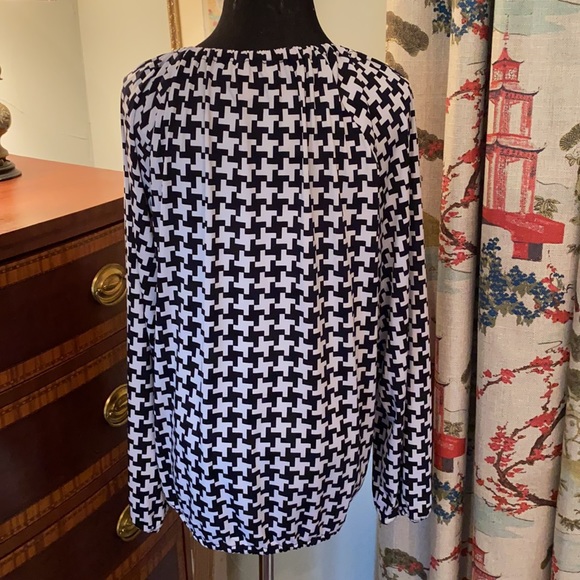 Michael Kors black and white herringbone top - Picture 3 of 6
